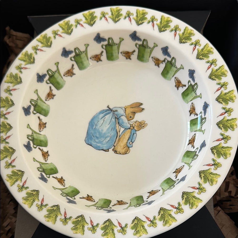 Emma Bridgewater Beatrix Potter Peter Rabbit handmade pottery bowl